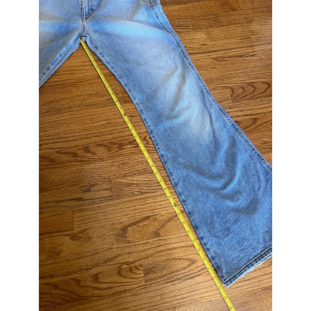 Gap Vintage 2002 Light Wash Flare Jeans Low Rise Wide Leg Denim Size 12 Reg - Picture 11 of 15